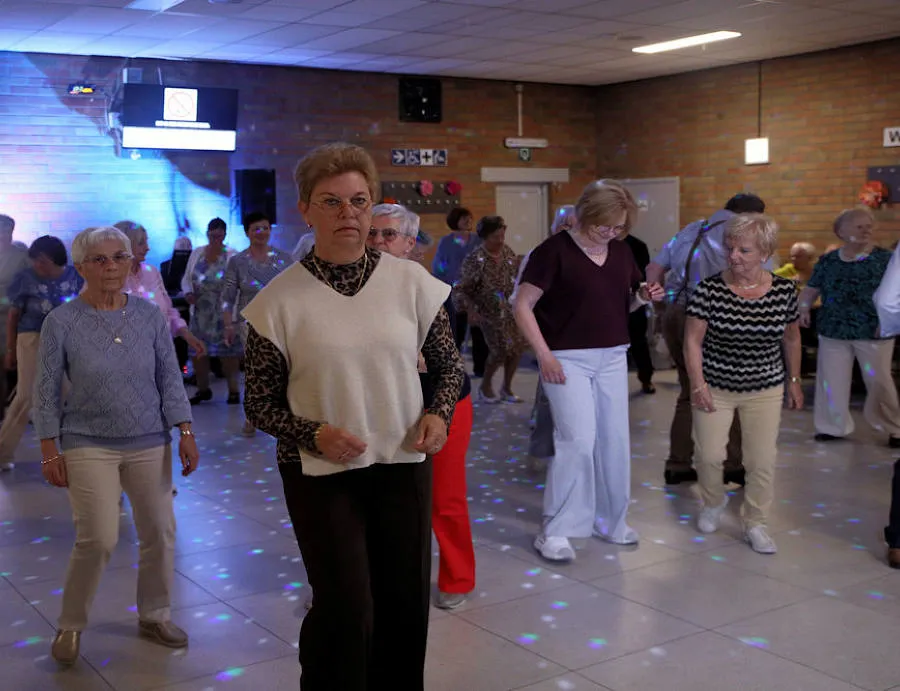 Seniorenswing in zaal Kempengalm 2026, foto 2 van 48