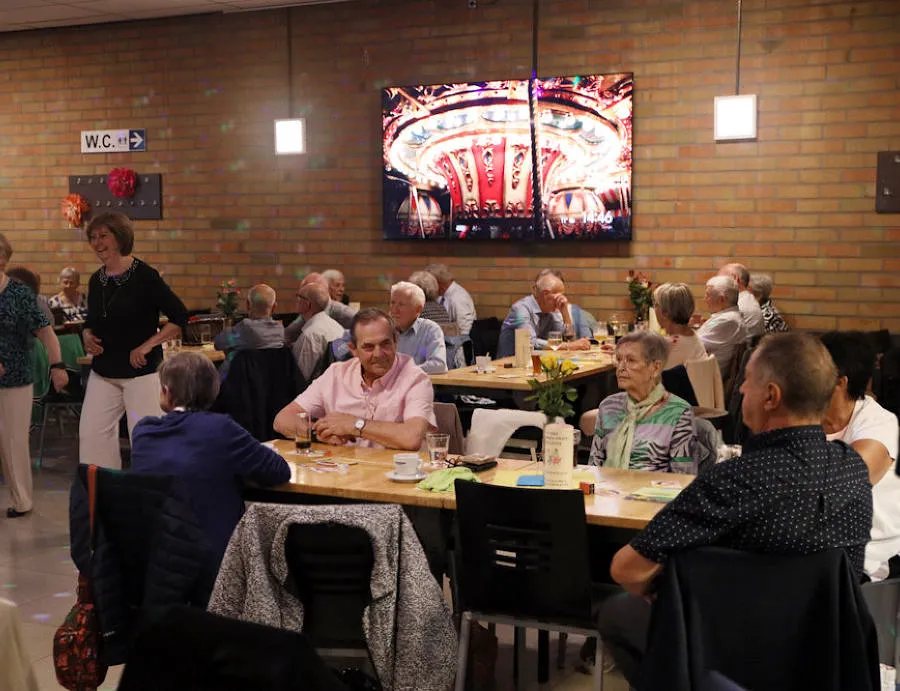 Seniorenswing in zaal Kempengalm 2026, foto 4 van 48