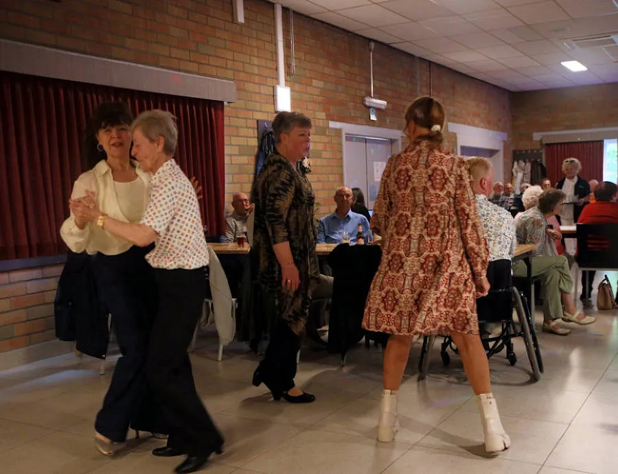 Seniorenswing in zaal Kempengalm 2026, foto 6 van 48