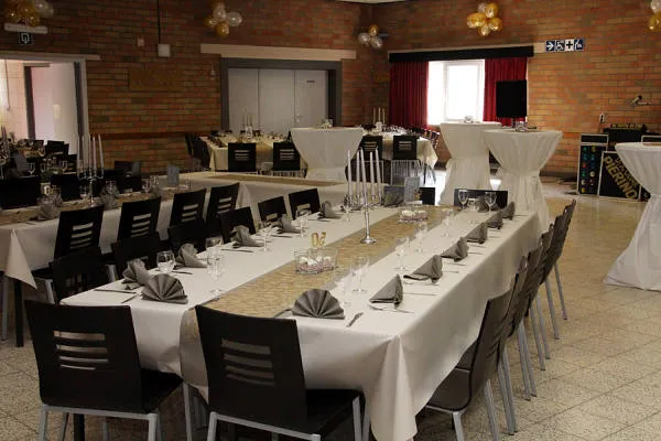 Zaalversiering in zaal Kempengalm, foto 11 van 79