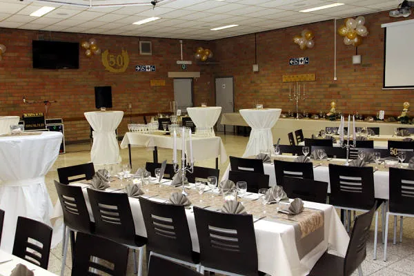 Zaalversiering in zaal Kempengalm, foto 14 van 79