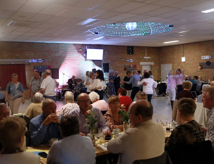 Seniorenswing in zaal Kempengalm 2026, foto 27 van 48