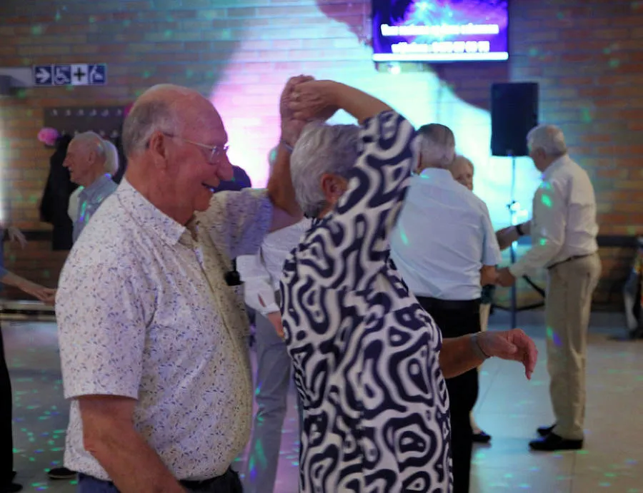 Seniorenswing in zaal Kempengalm 2026, foto 28 van 48