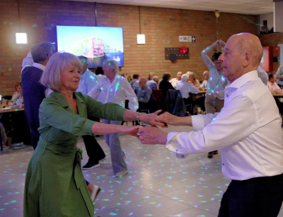 Seniorenswing in zaal Kempengalm 2026, foto 29 van 48