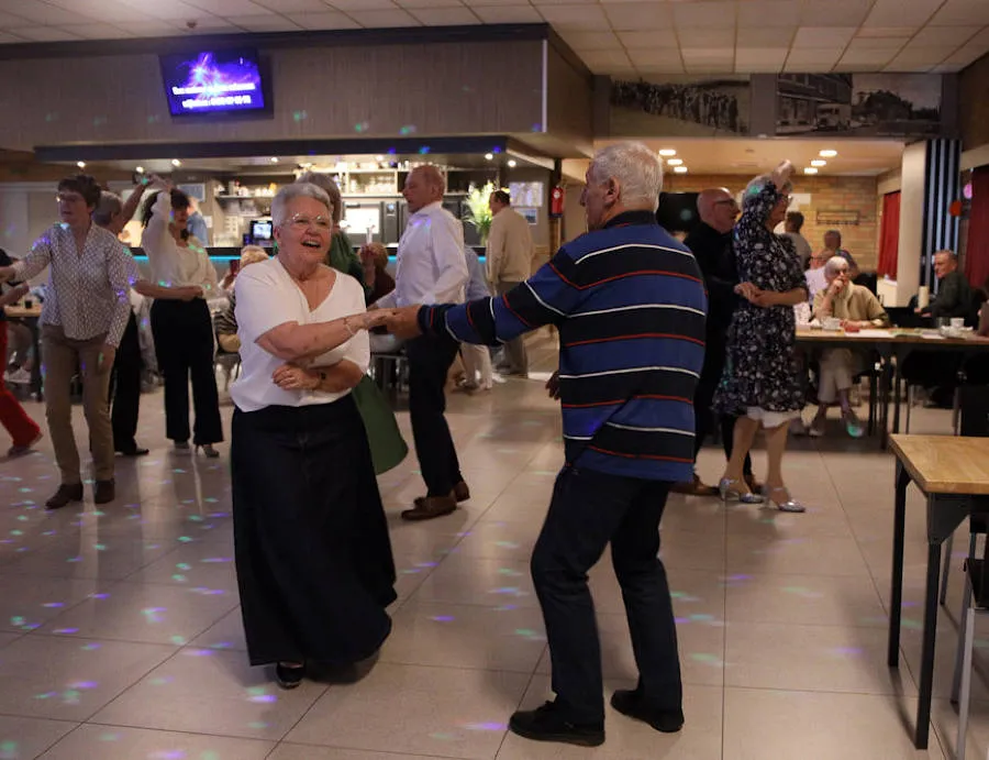 Seniorenswing in zaal Kempengalm 2026, foto 32 van 48