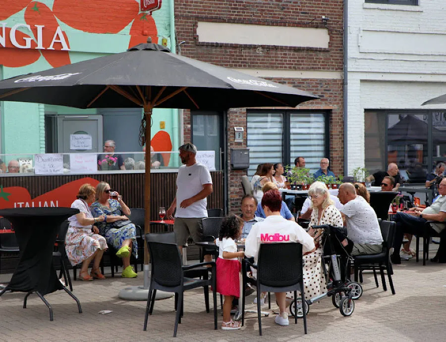 Buurtfeest Koning Boudewijnlaan 2026, foto 51 van 60